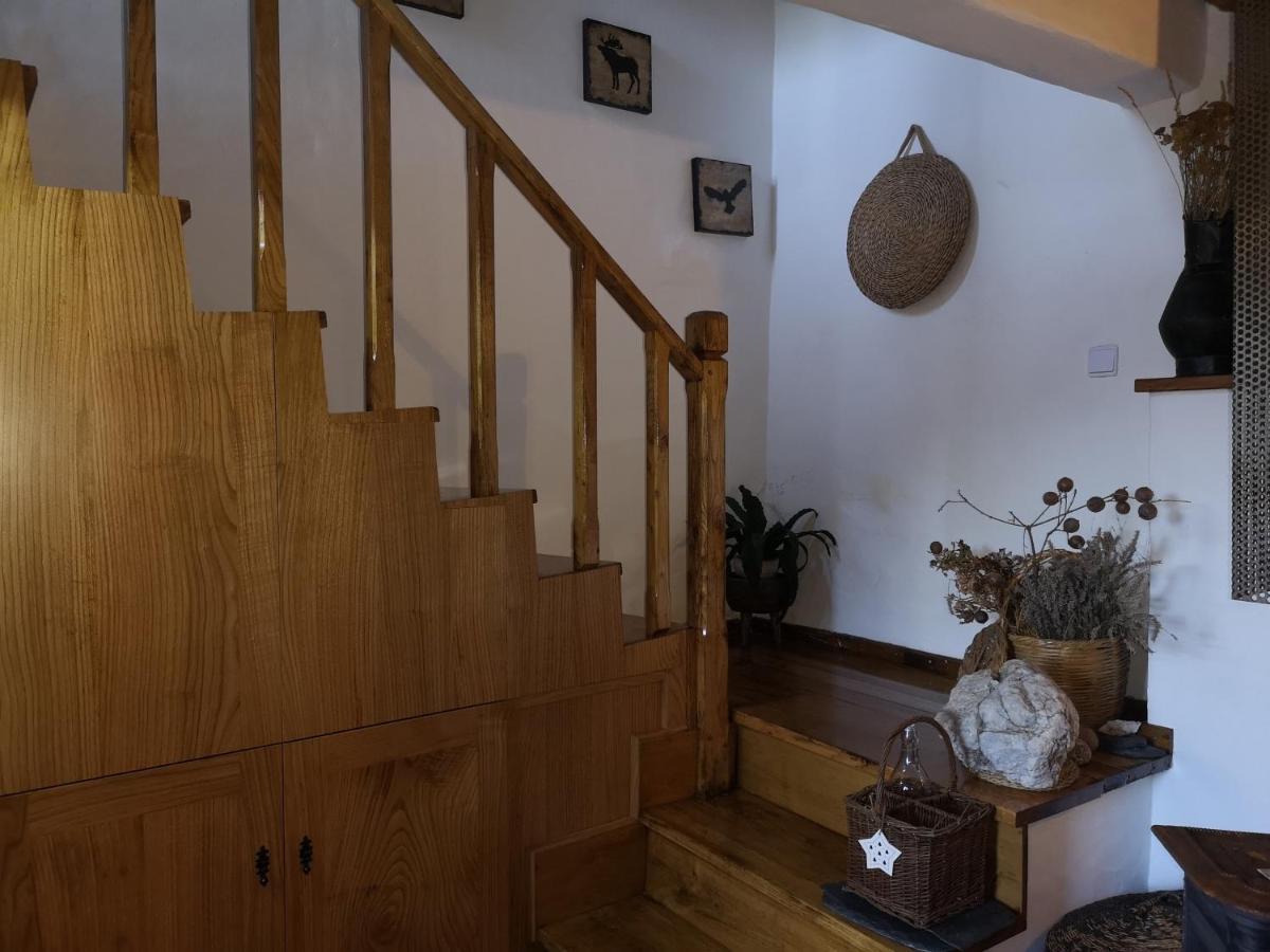 Toca Do Esquilo - Montesinho Holiday home *
